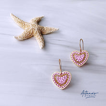 Load image into Gallery viewer, Lilly earrings
