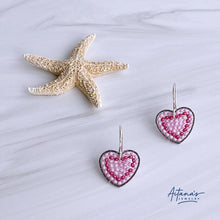 Load image into Gallery viewer, Lilly earrings
