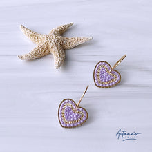 Load image into Gallery viewer, Lilly earrings
